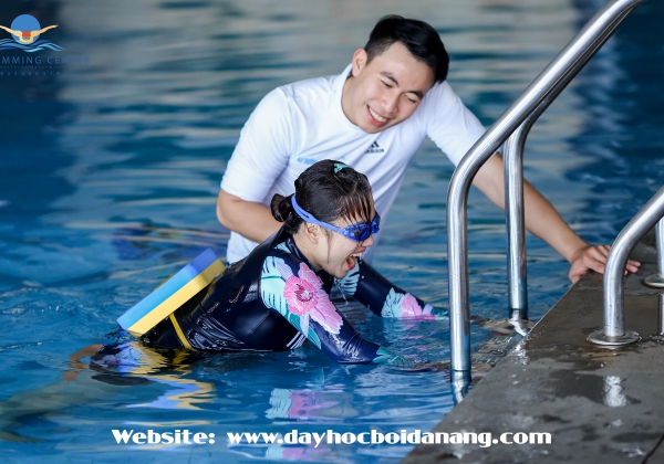 Kỹ năng bơi lội - Chiêu sinh khóa học bơi sinh tồn, cơ bản và nâng cao tại Đà Nẵng